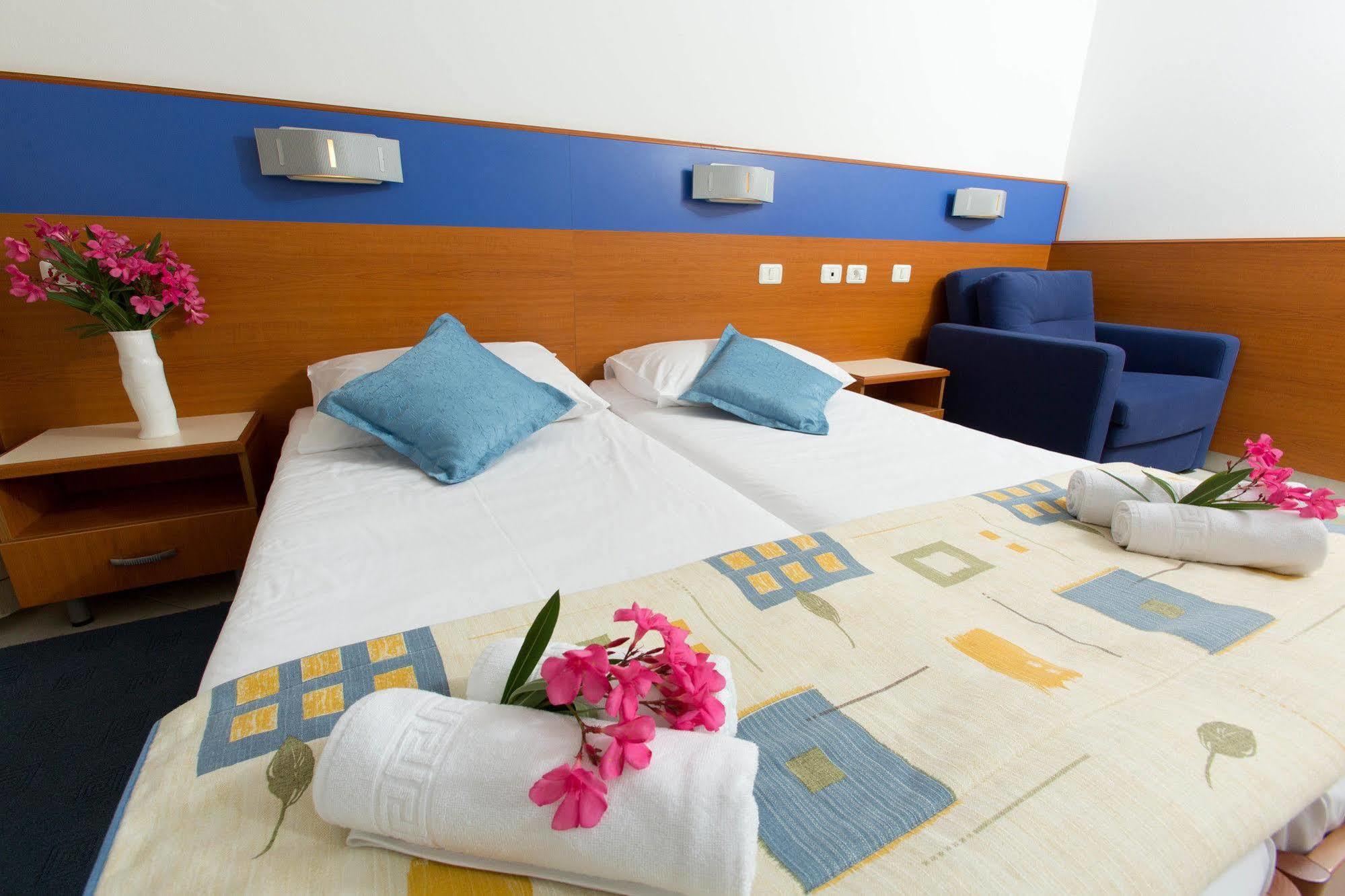 Bor Annex Hotel Ankaran Ngoại thất bức ảnh